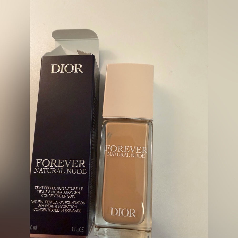Dior Forever Natural Nude Foundation - shade 2W *NIB*